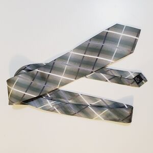 Pierre Cardin 100% Silk plaid Tie